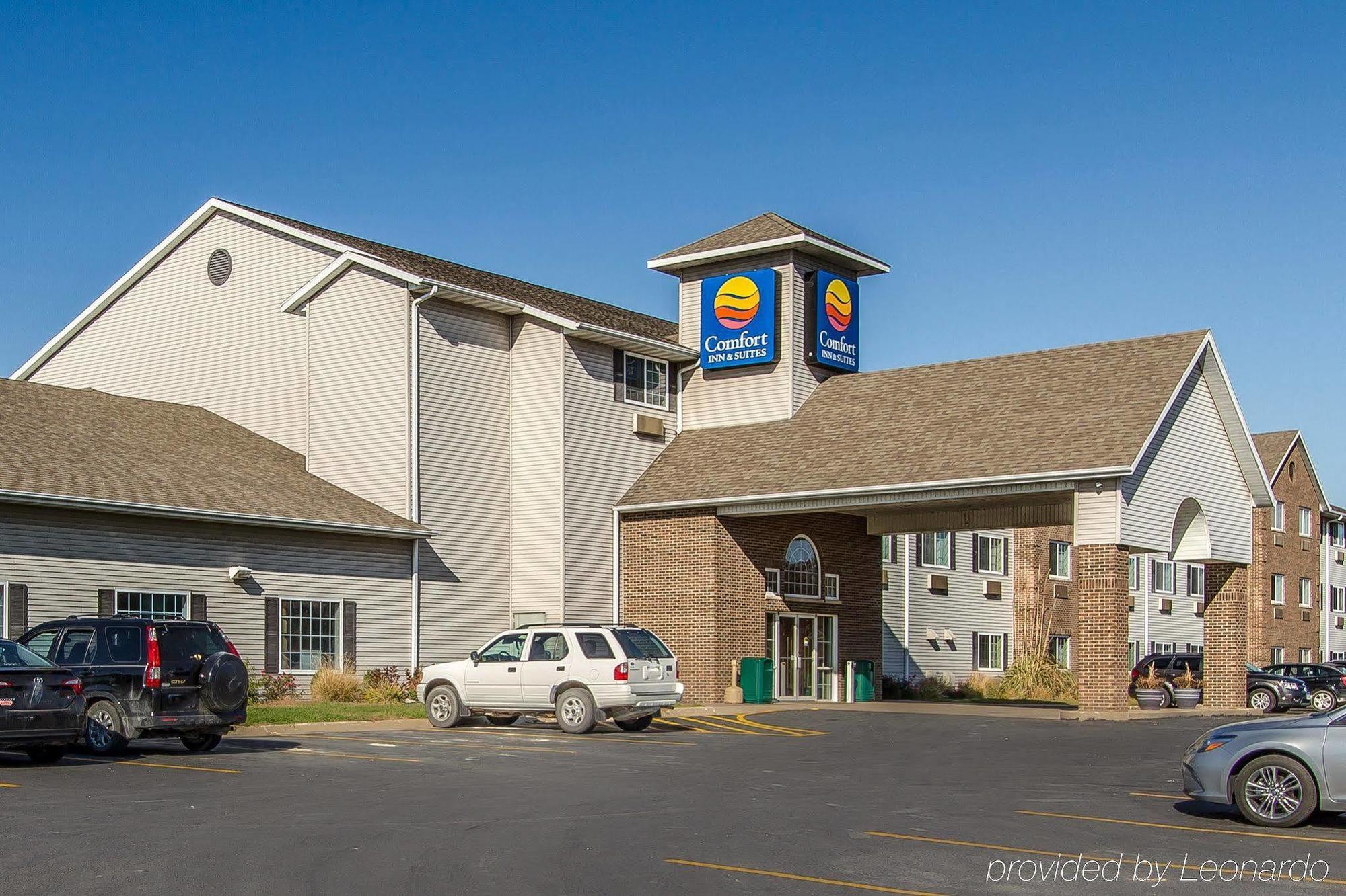 Quality Inn & Suites Fort Madison Near Hwy 61 Экстерьер фото
